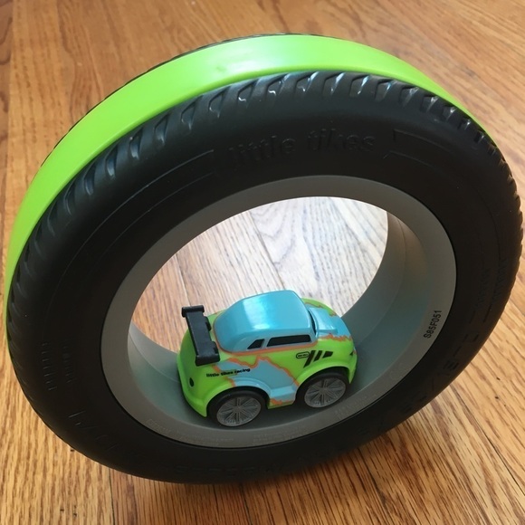 A "Little Tikes" Racing Performance RX 50/1970 Car~No remote - Picture 1 of 15